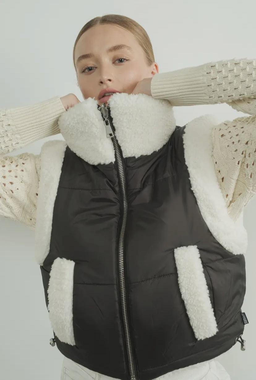 Basque Reversible Sherpa Vest