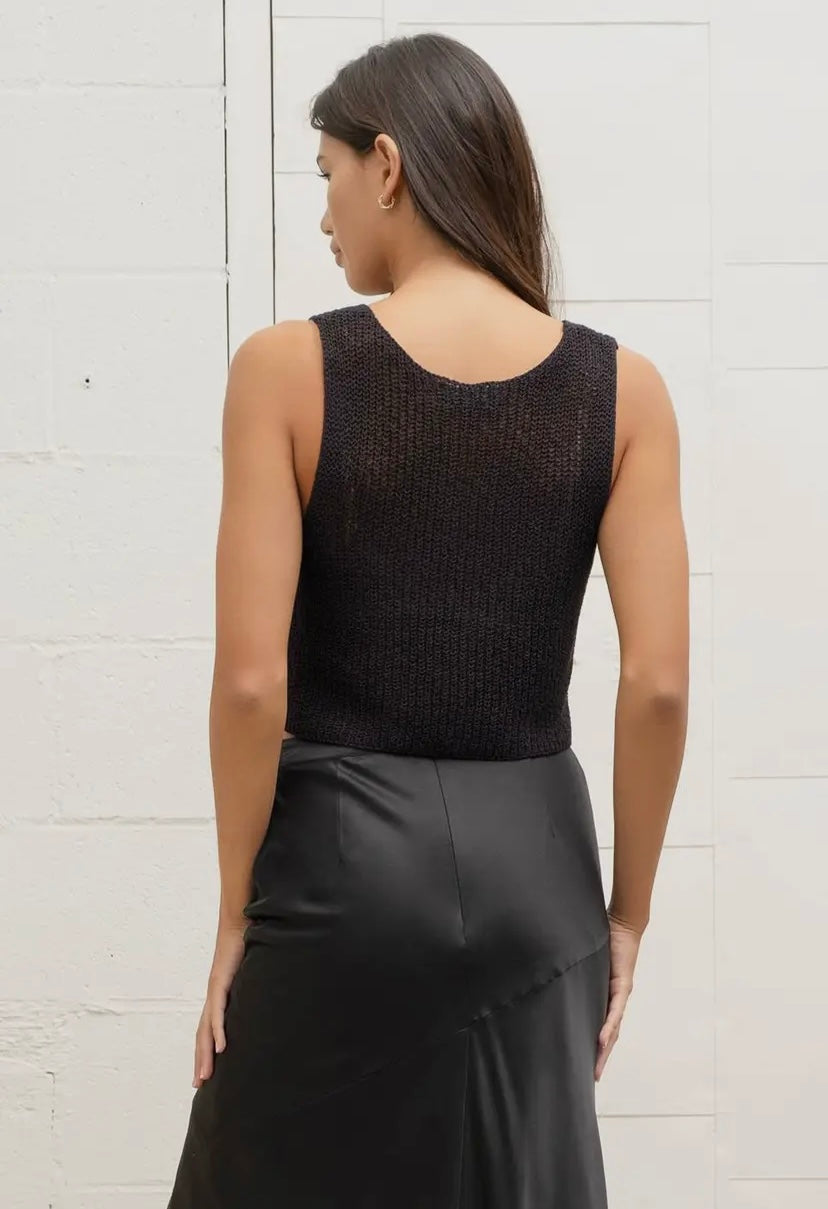 Matea Hook & Eye Vest