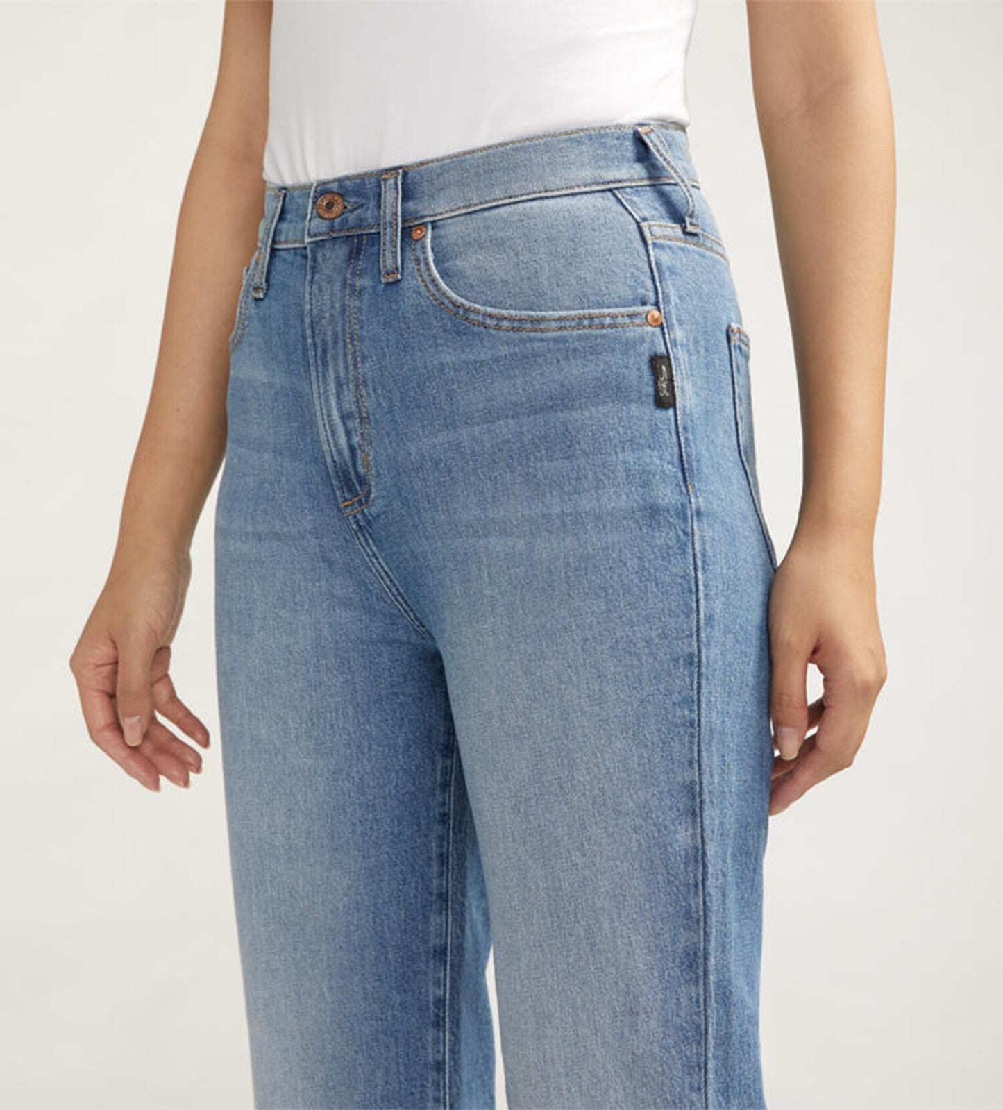 SILVER JEANS | Highly Desirable Straight ACS264 | Medium Wash