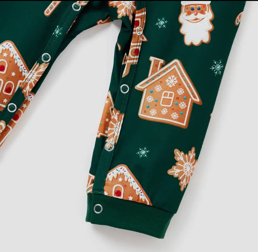 Gingerbread Onesie | Green