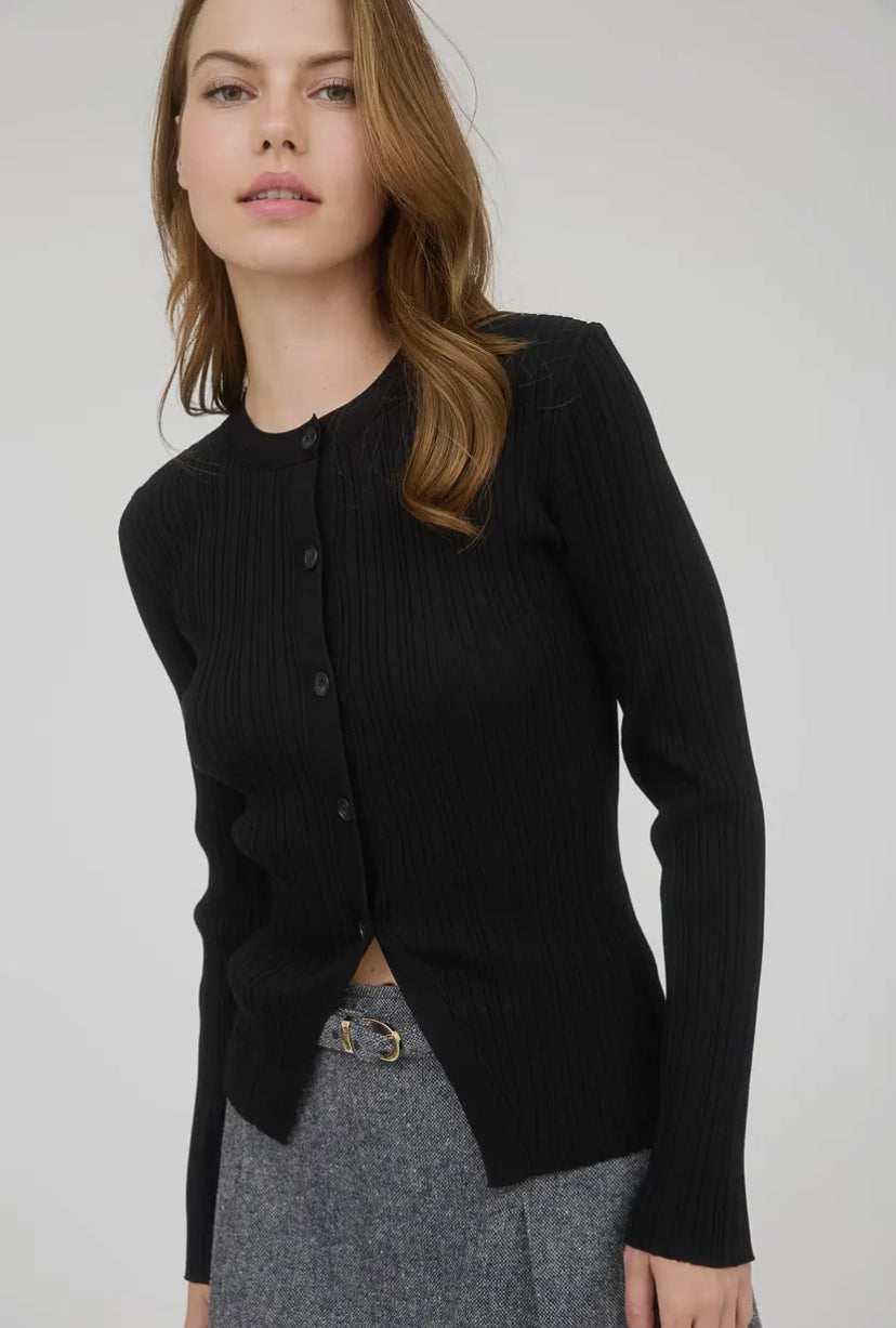 Fayette Split Hem Top | Black