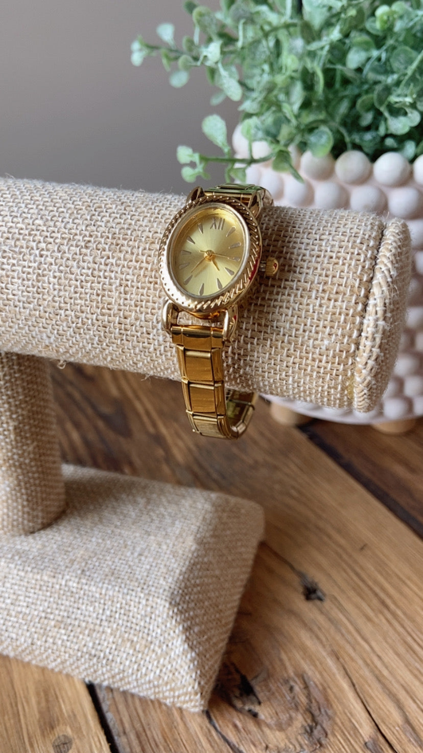 UNBOUNDED | Crest Watch