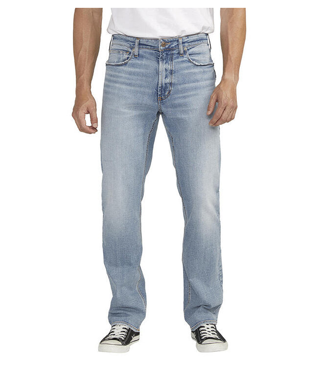 SILVER JEANS | Machray Athletic Fit Straight Leg Jean FCS289