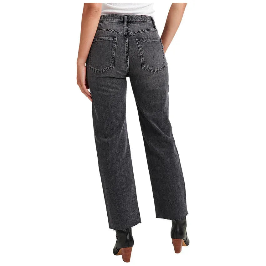 SILVER JEANS | Highly Desirable Straight BCS519 | Black Wash