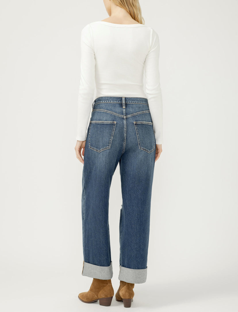 SILVER JEANS | Be Easy Wide Leg Crop / Thelma ADM347