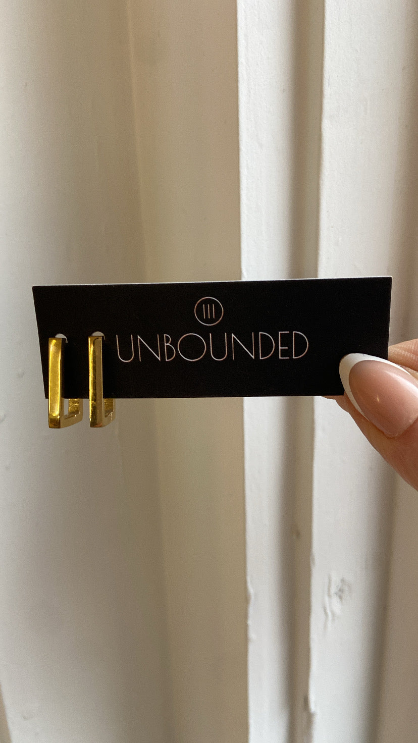 UNBOUNDED | Straight Line Earrings