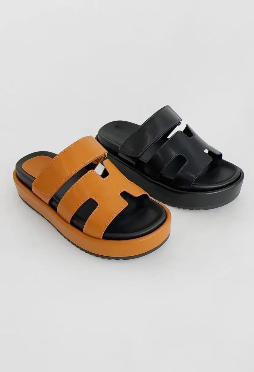 Mayberry Platform Sandal | Black