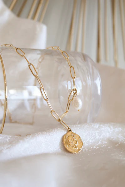 Iconic Betty - The Margo Necklace