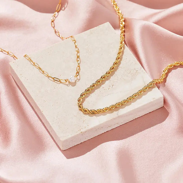 Ivana Pearl Necklace -Gold