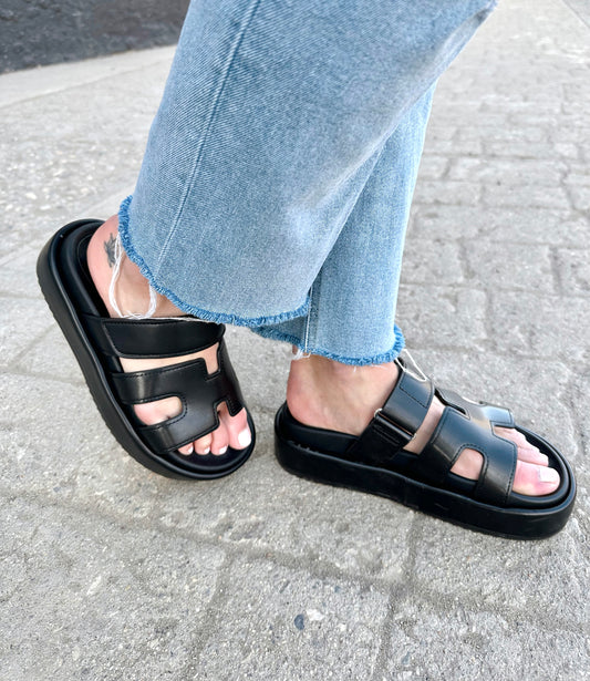 Mayberry Platform Sandal | Black