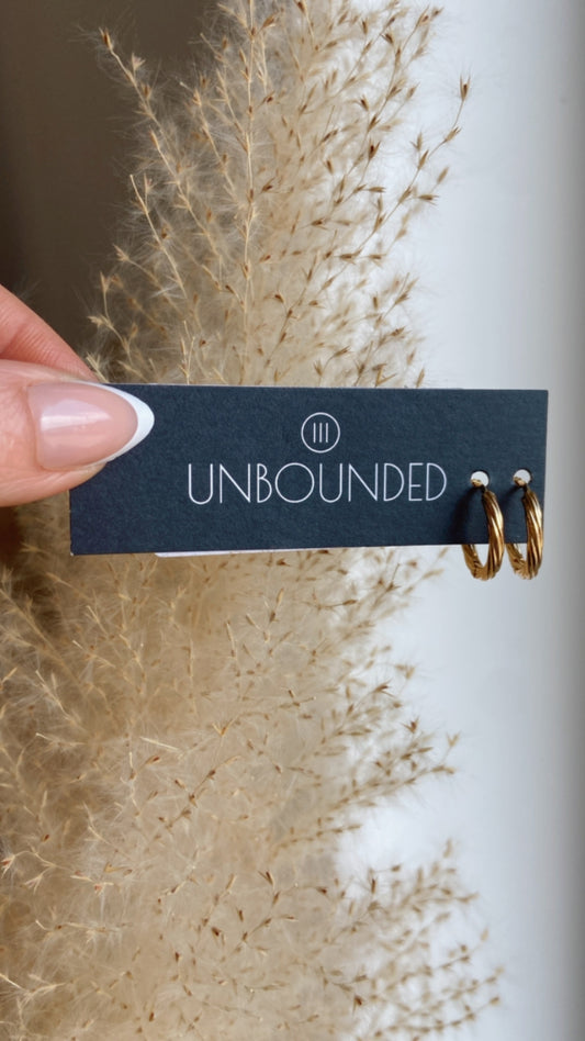 UNBOUNDED | Lizzy Hoop Earrings