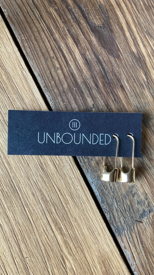 UNBOUNDED | Paper Clip Earrings