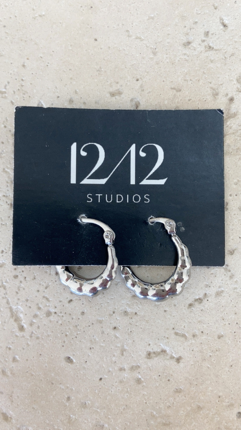12/12 STUDIOS | Gigi Hoops