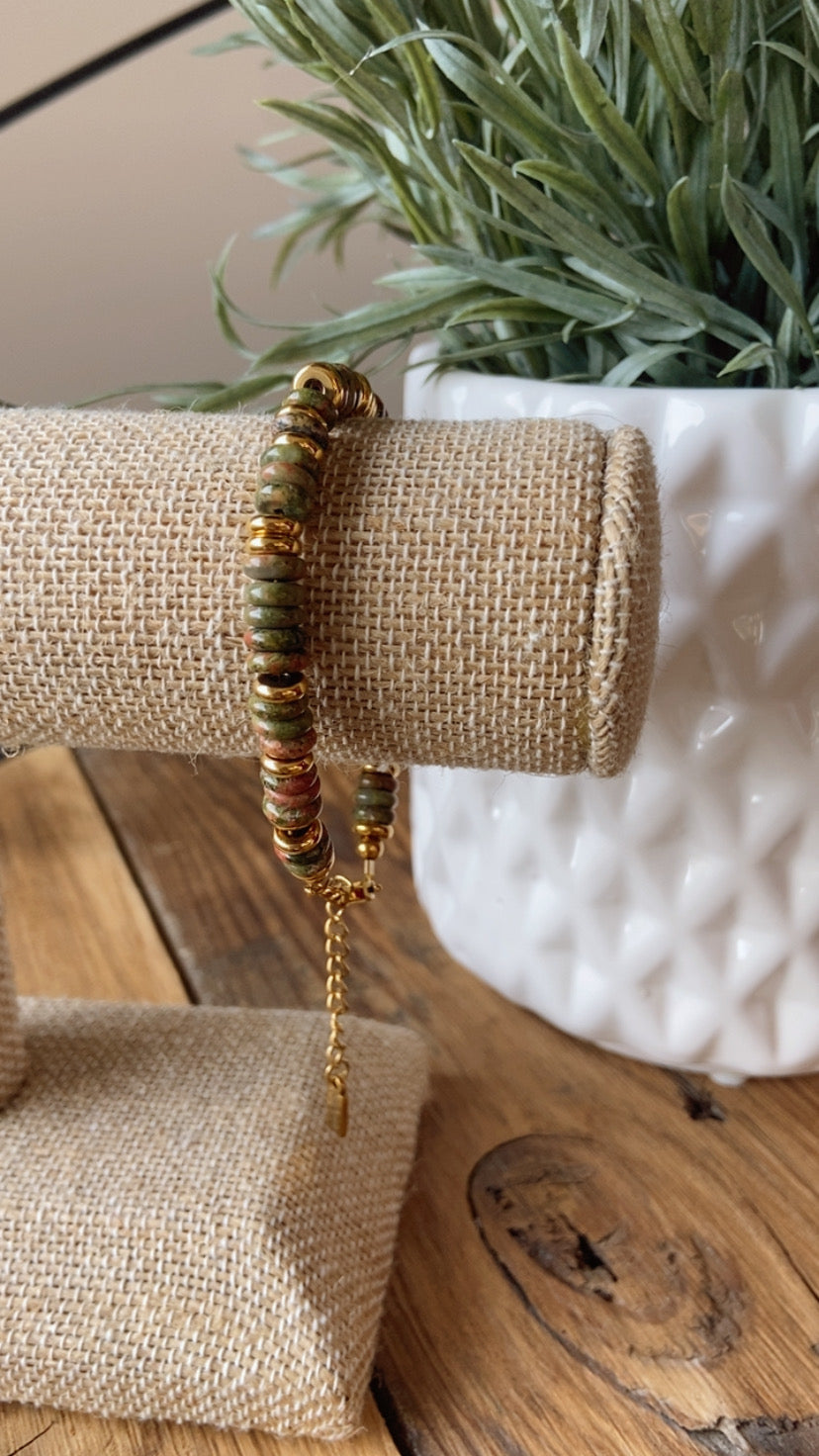 UNBOUNDED | Stone Grounding Energy Bracelet