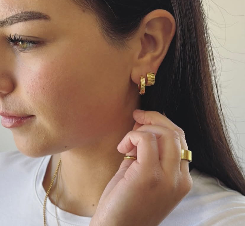 UNBOUNDED | Endlessly Golden Earrings