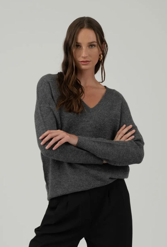 Dava Sweater | Charcoal