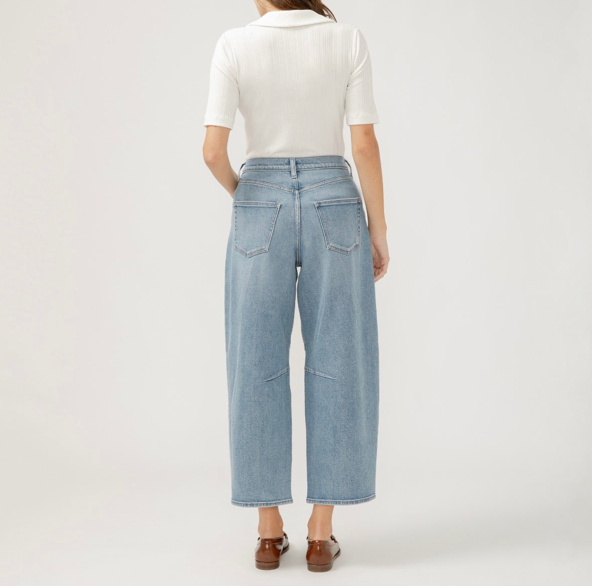 SILVER JEANS | Barrel Leg Ankle Jeans AGR278