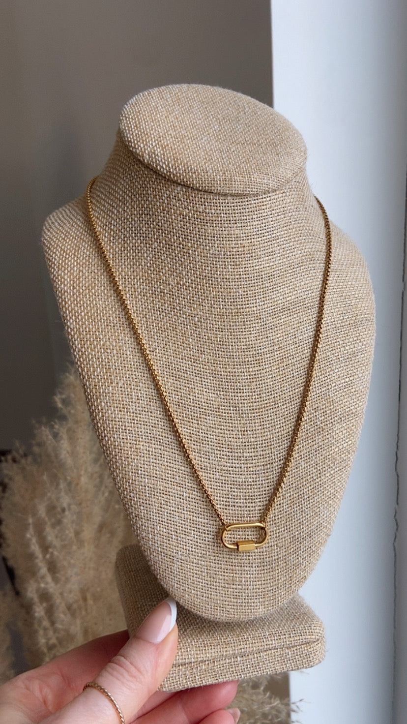 UNBOUNDED | Carabiner Necklace