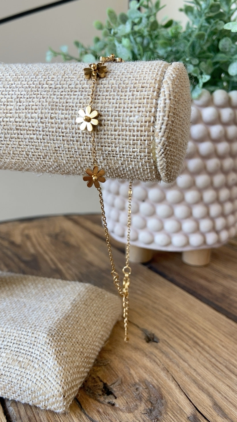 UNBOUNDED | Gold Daisy Anklet