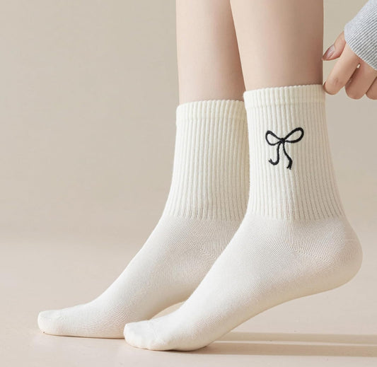 Ribbed Bow Socks