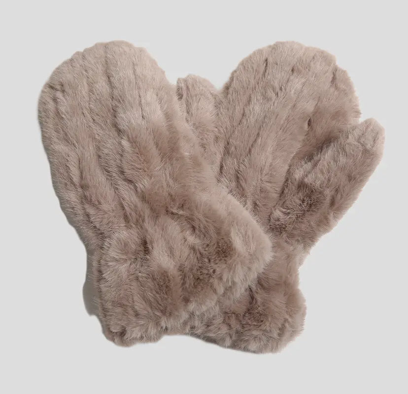 Aspen Seamed Faux Fur Mitts | 5 Colour Options