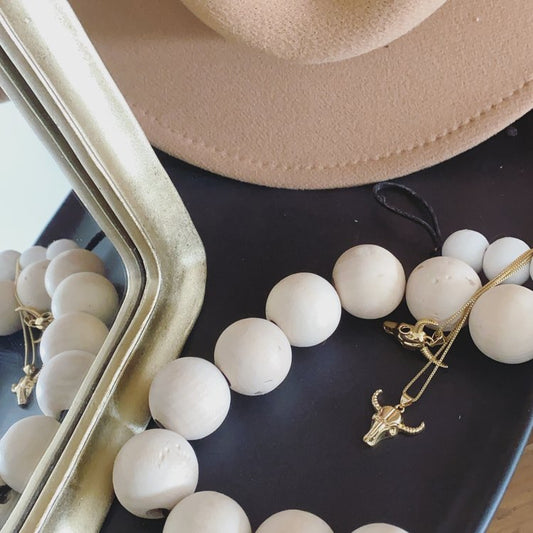 UNBOUNDED | Long Horn Necklace