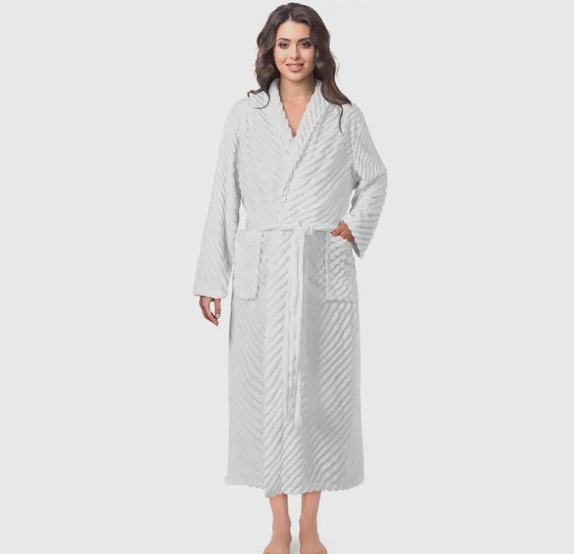 Comfy Escape Fleece Robe | White
