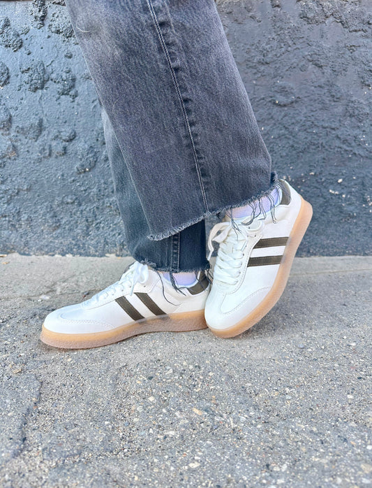 Everest Sneakers | Off White