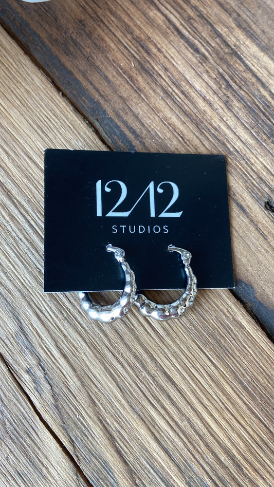 12/12 STUDIOS | Gigi Hoops