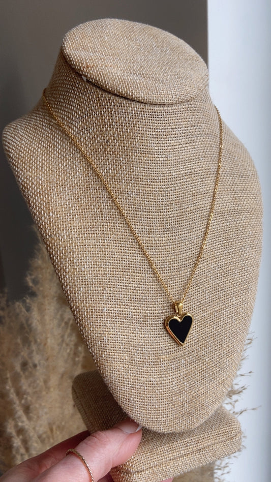 UNBOUNDED | Black Heart Necklace