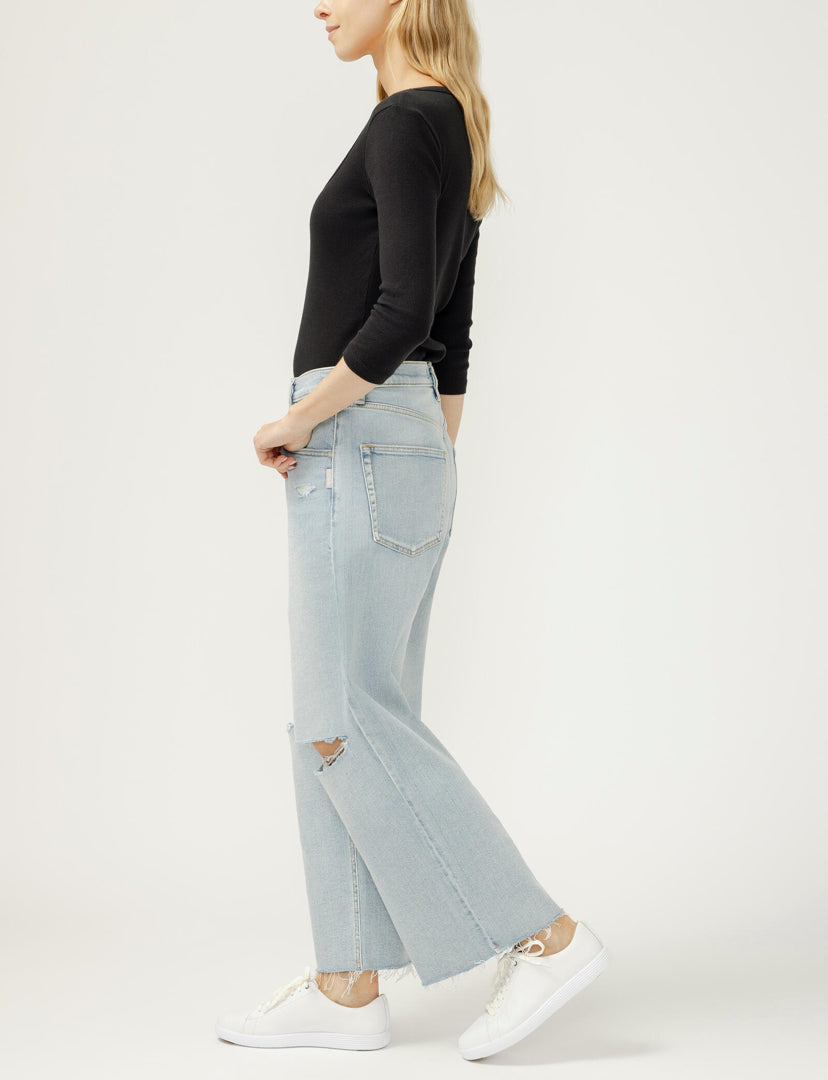 SILVER JEANS | Be Easy Wide Leg Crop | HDR108 Malaga