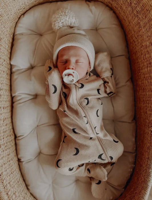 Organic Waffle 2-Way Zip Onesie | Tan/Black Moon