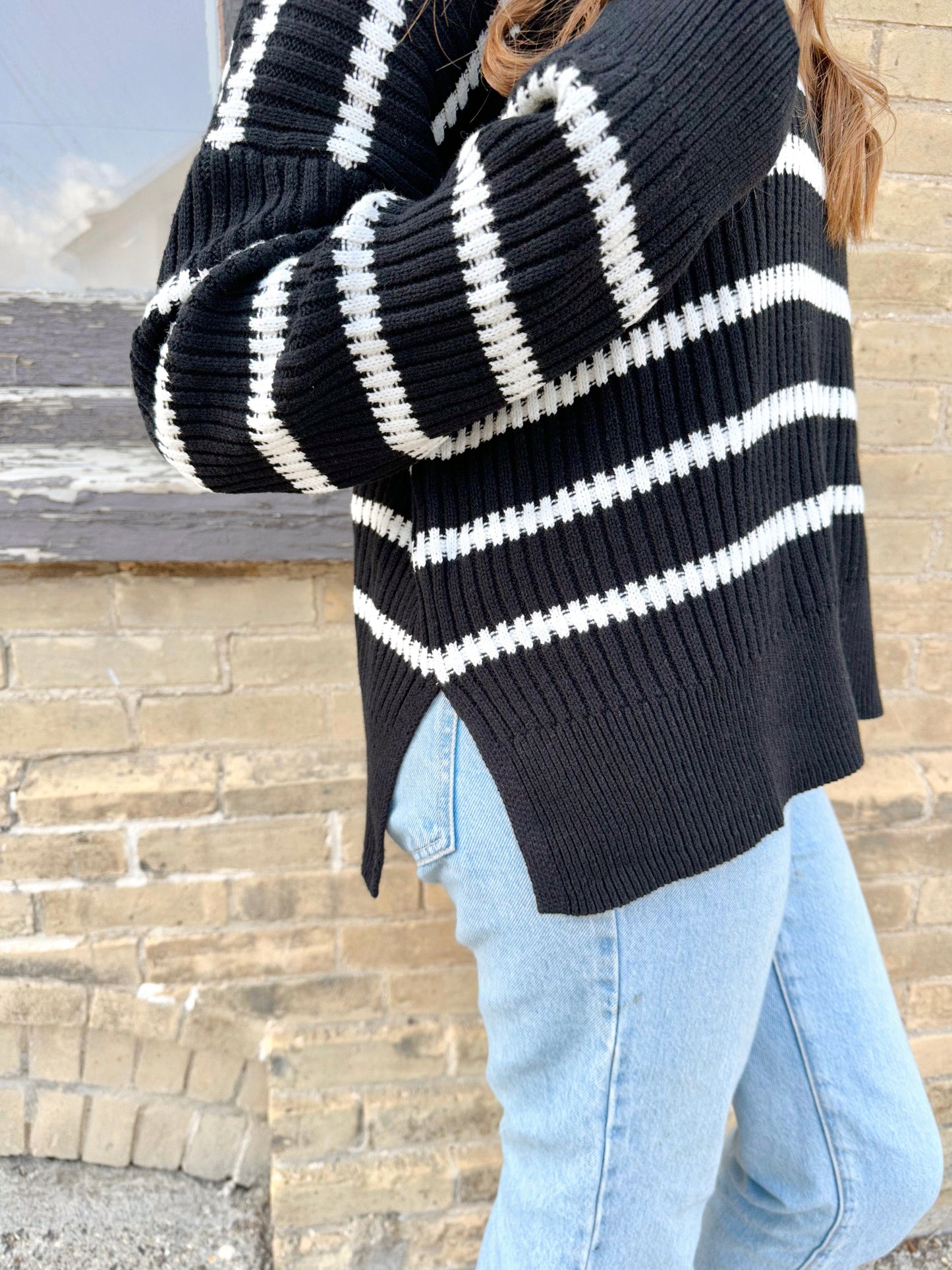 Aussie Striped Knit Sweater - Black/Ivory