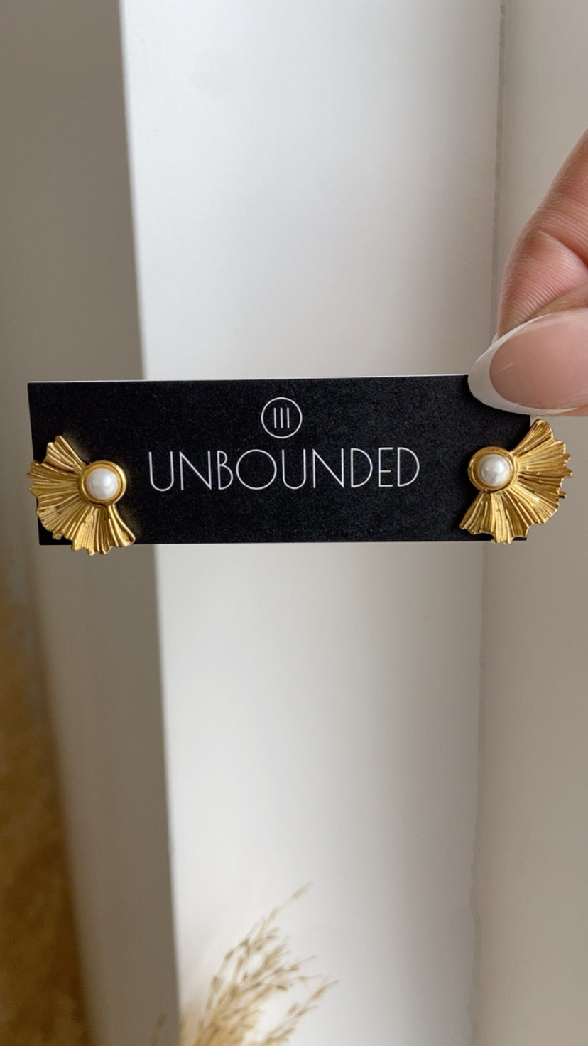 UNBOUNDED | Golden Horizon Earrings