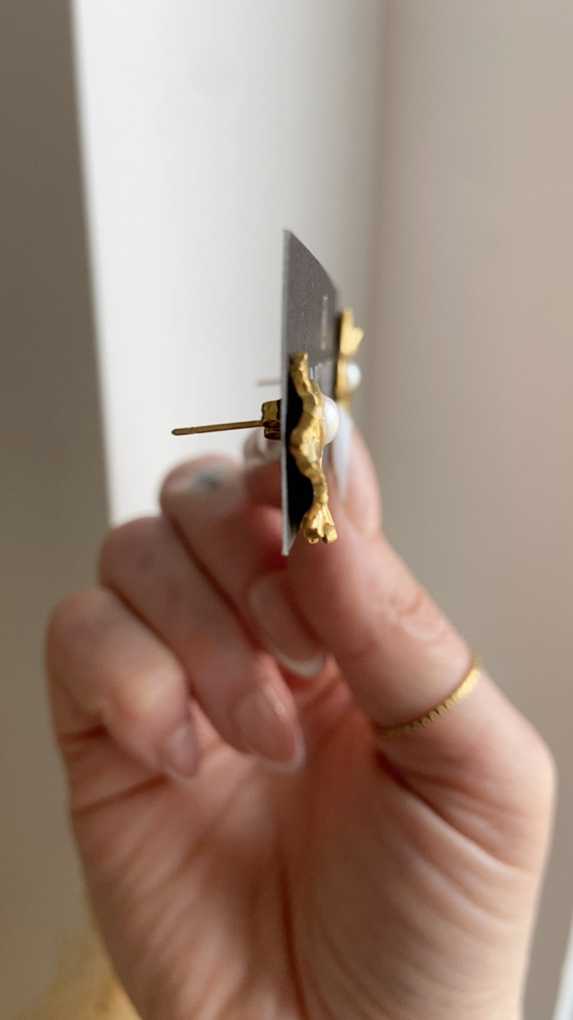 UNBOUNDED | Golden Horizon Earrings