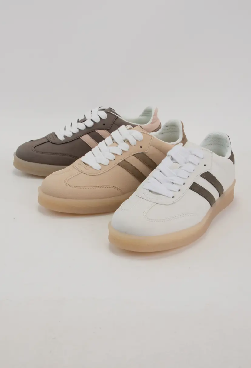 Everest Sneakers | Off White