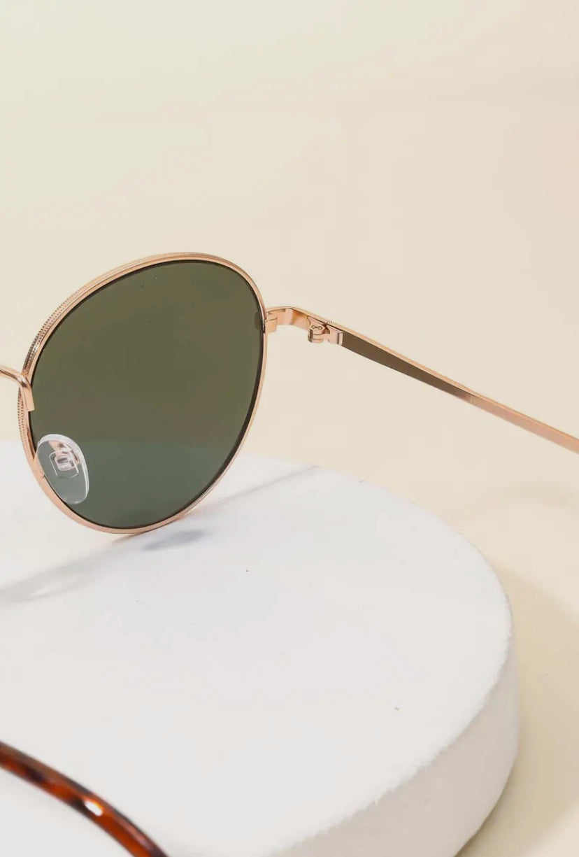 Thin Retro Sunglasses - 4 Color Options