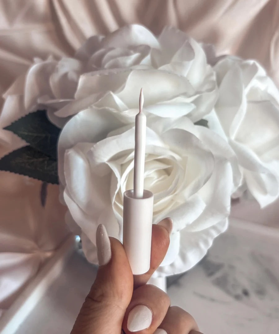 Lamb Lashes | Glamb Glue