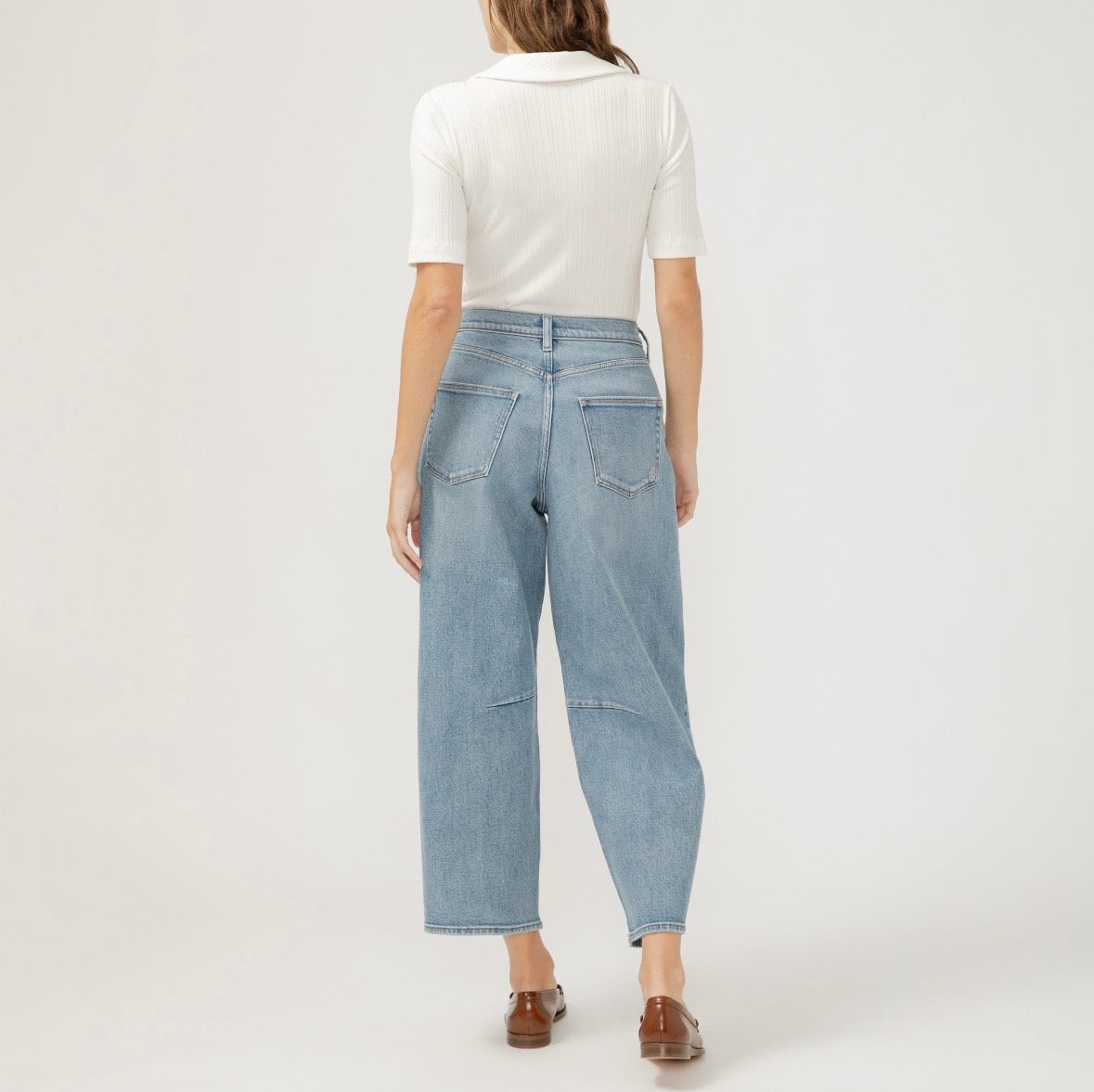 SILVER JEANS | Barrel Leg Ankle Jeans AGR278