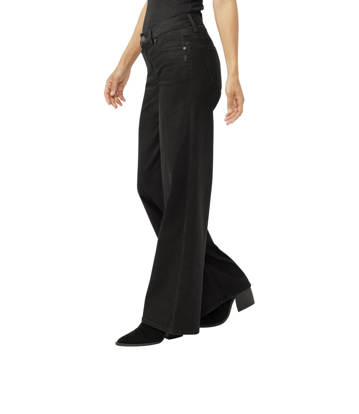 SILVER JEANS | Suki Wide Leg BVS560