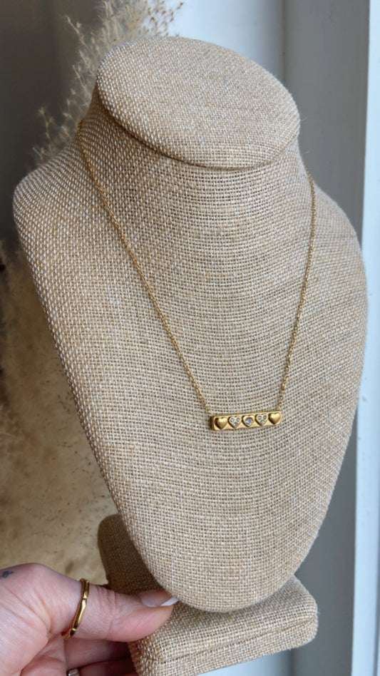 UNBOUNDED | Aligned Hearts Necklace