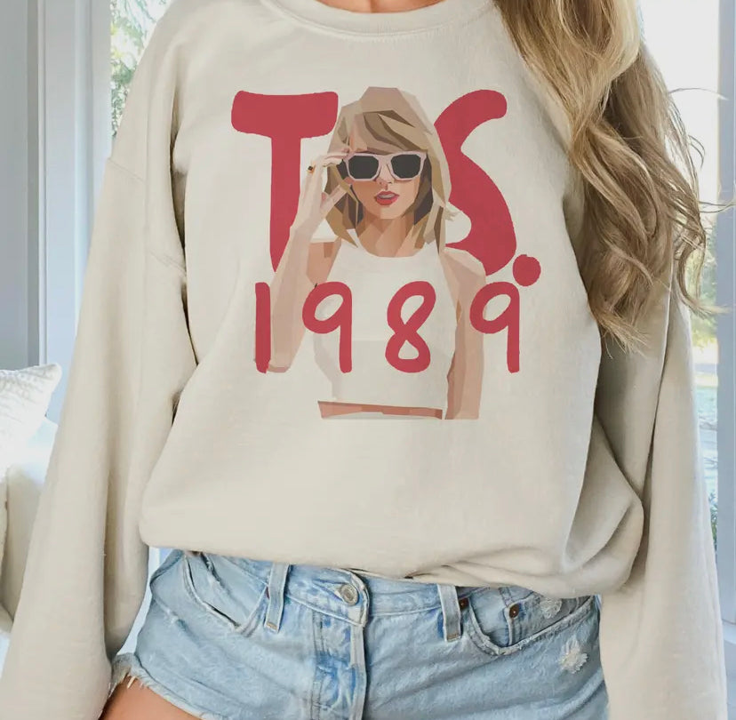 1989 Taylor Swift Graphic Crewneck