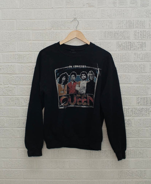 UNISEX- Queen In Concert Thrifted Graphic Sweatshirt