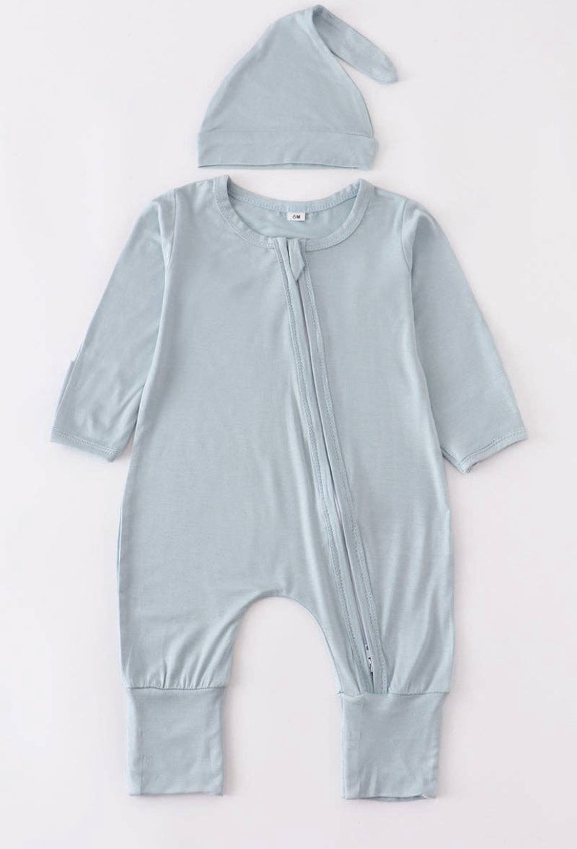 Bamboo Zipper Onesie - Baby Blue *beanie not included