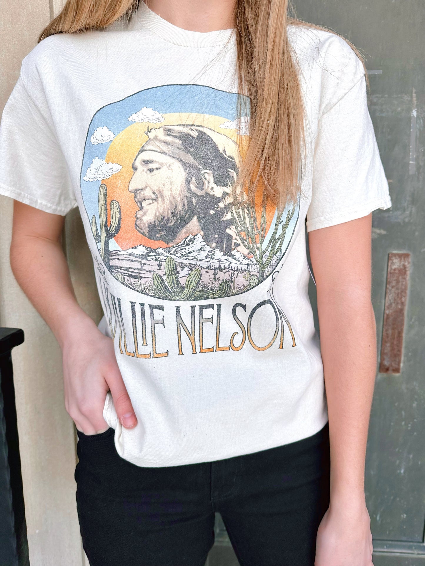 UNISEX - Willie Nelson In The Sky Graphic T-Shirt