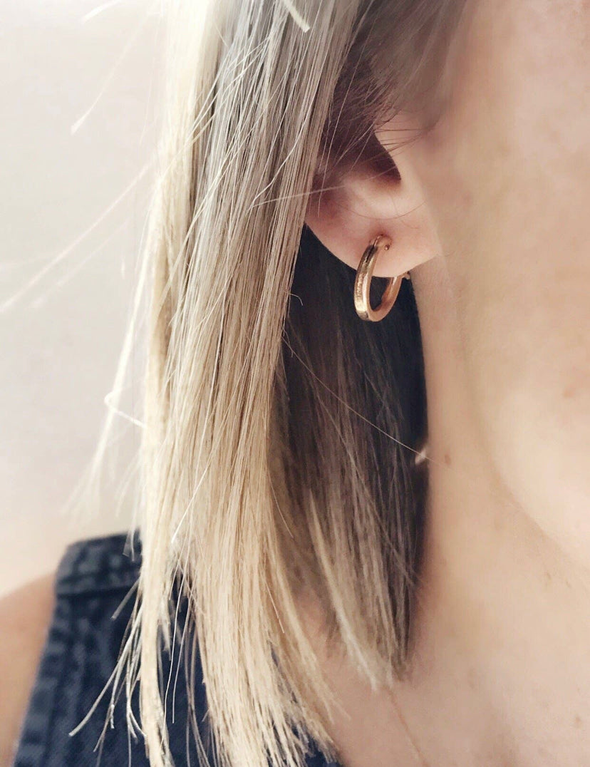 Small Hinge Hoops Gold