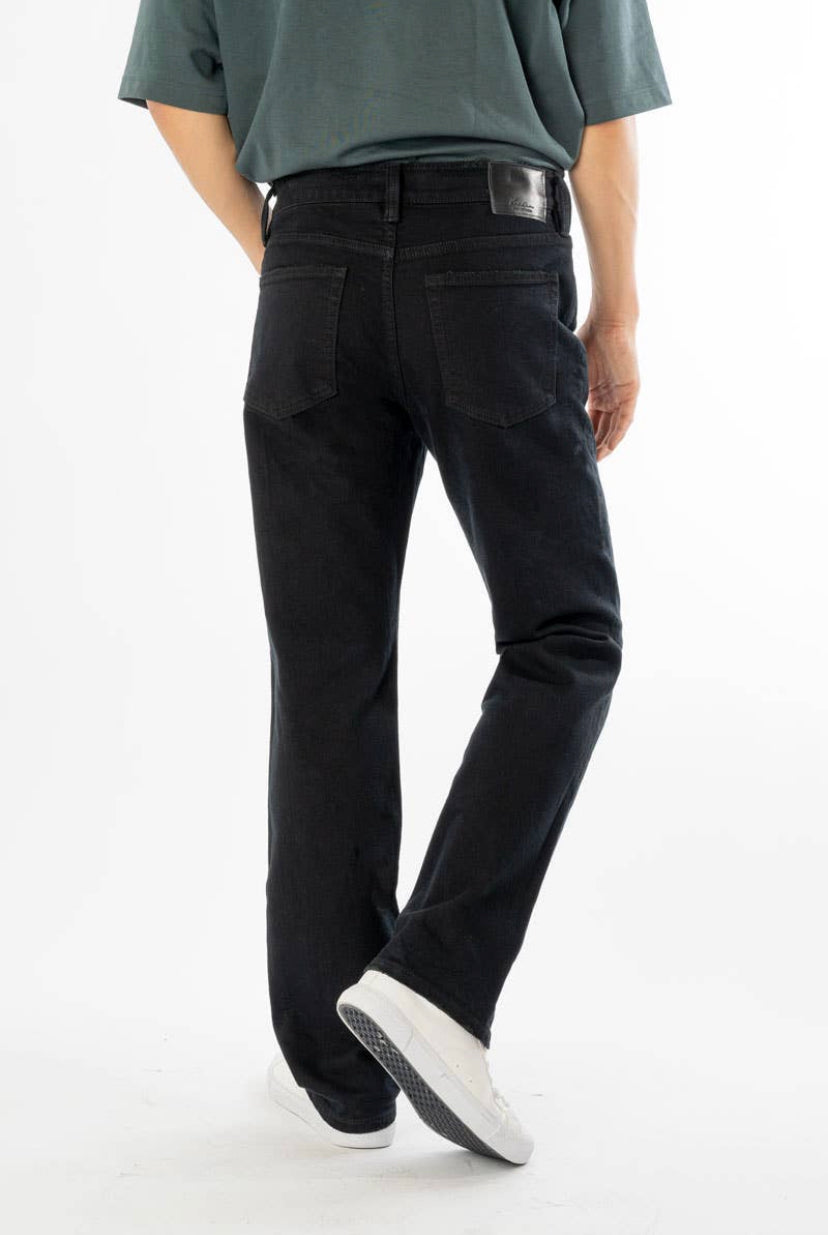 Carter Straight Jean Black