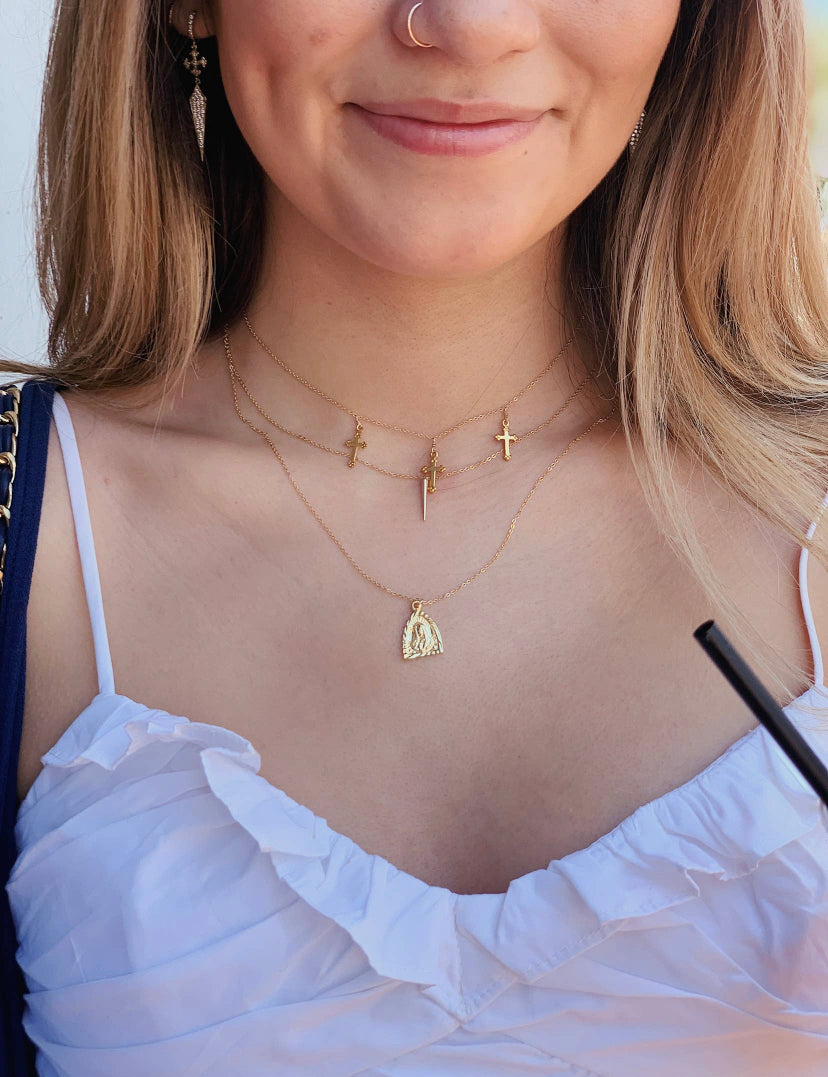 Jane Triangle Necklace Gold